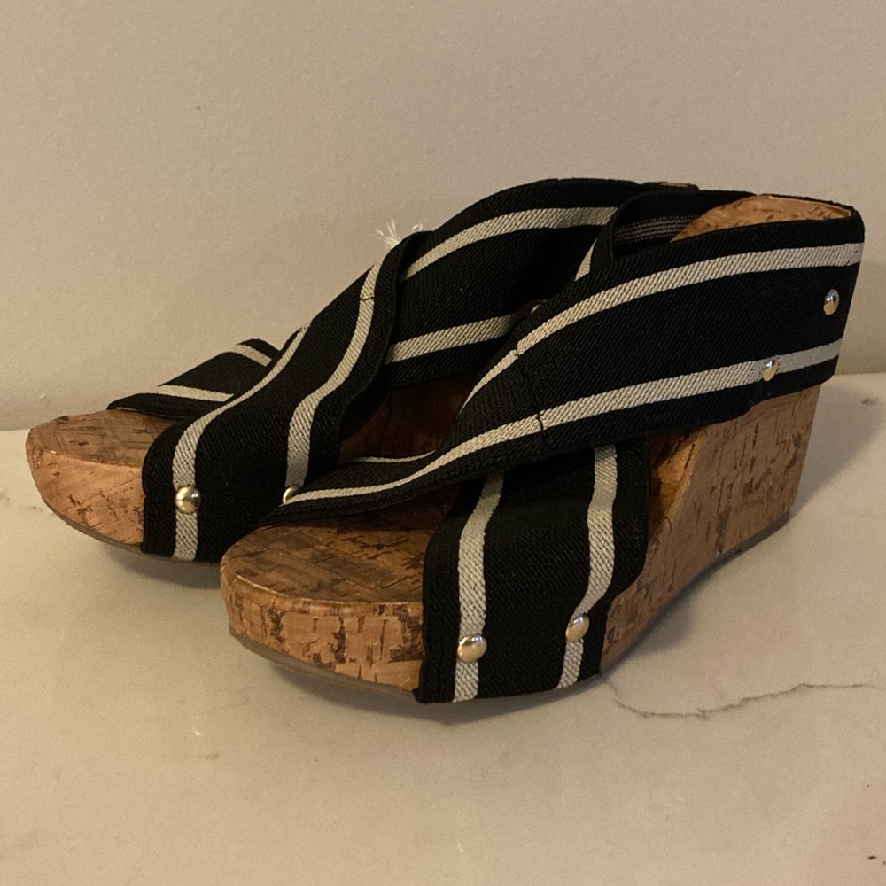 NWT Montego Bay High Cork Wedge Black & Gray Striped